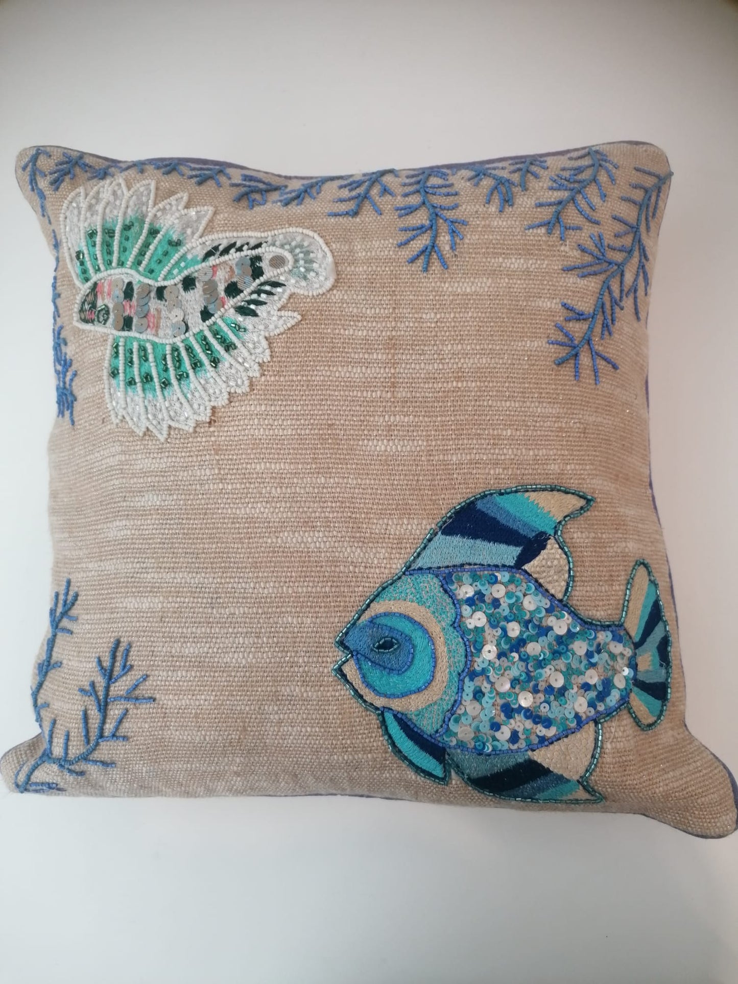 Cuscino con applicazioni